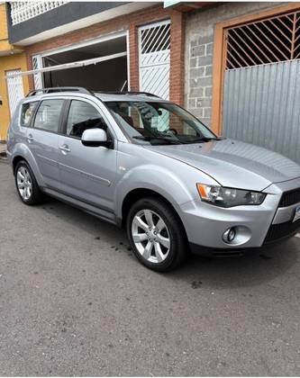 MITSUBISHI OUTLANDER 3.0 GT 4X4 V6 24V GASOLINA 4P AUTOMÁTICO